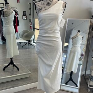 Elegant White One-Shoulder Dress